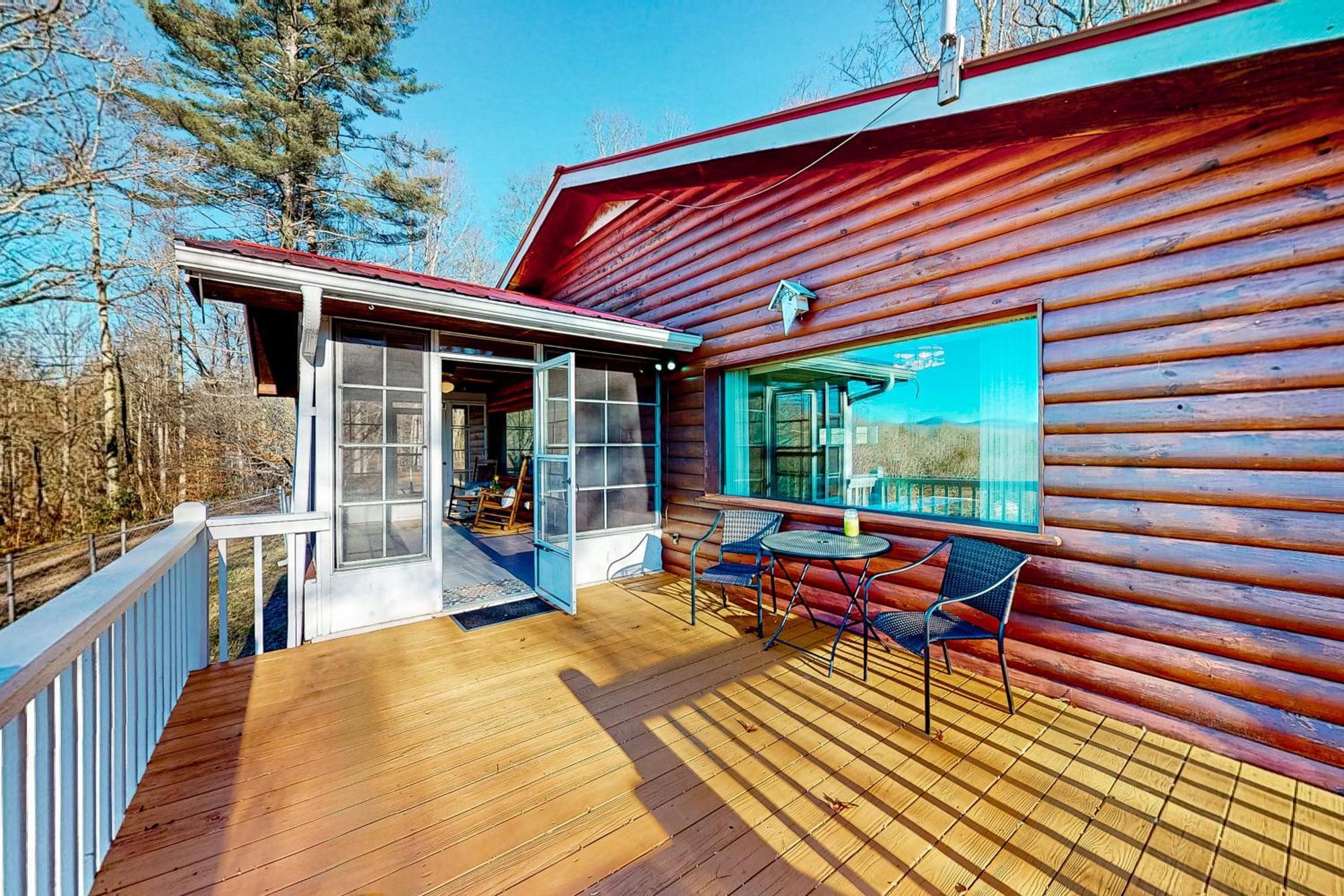 Tumbling Leaf Cabin Франклин Экстерьер фото